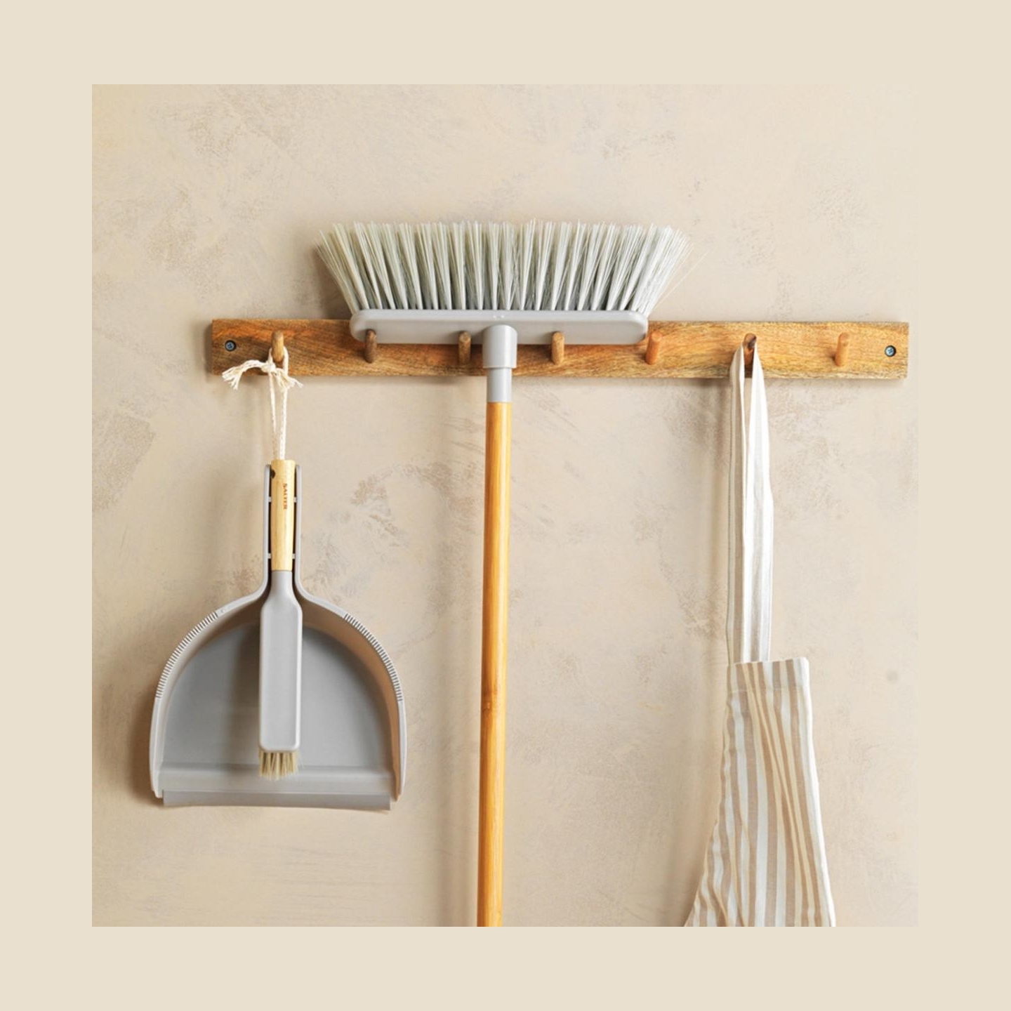 Salter LASAL71472WEU7 WARM BROOM - GREY - FSC 100%