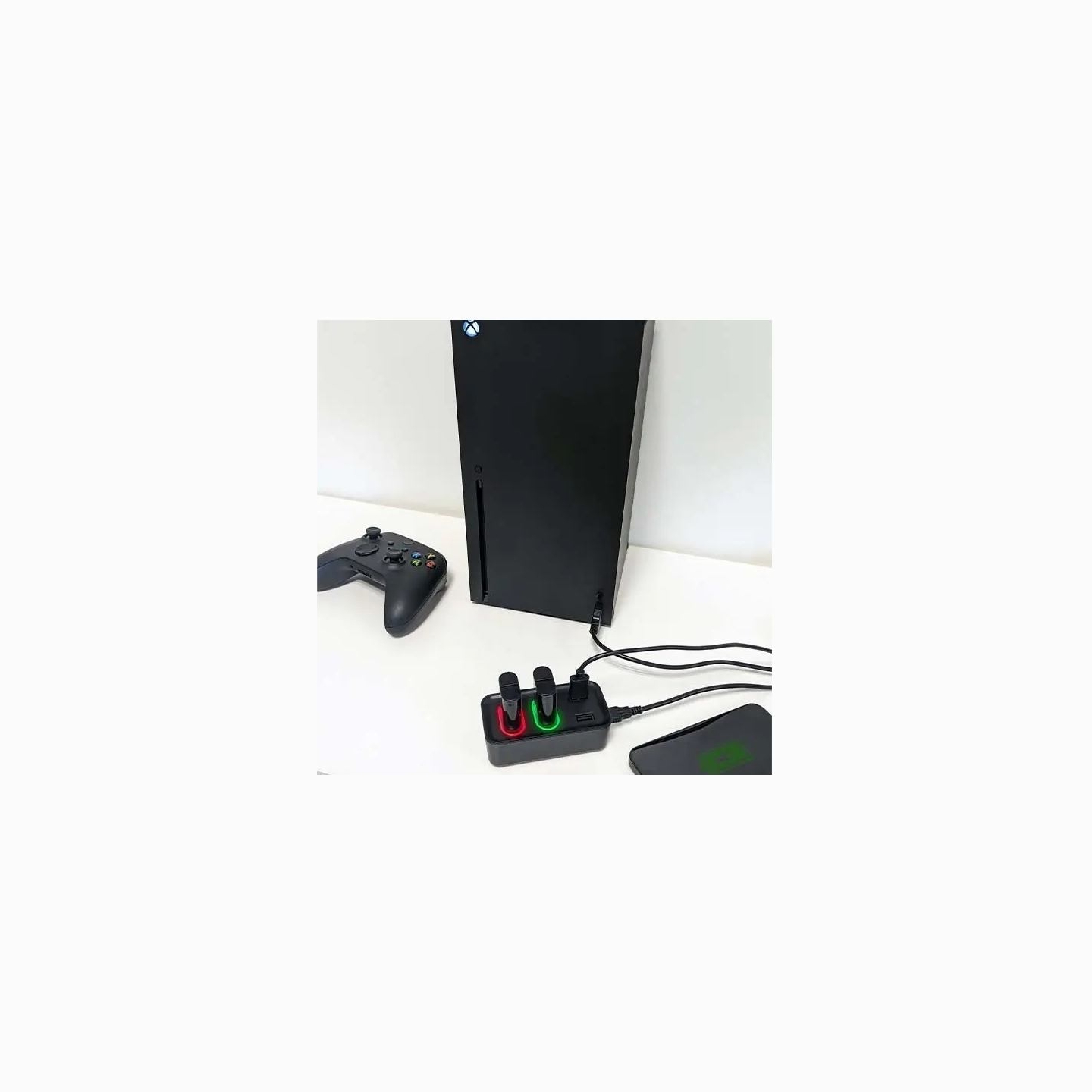 Subsonic Dual Charger and Hub for Xbox