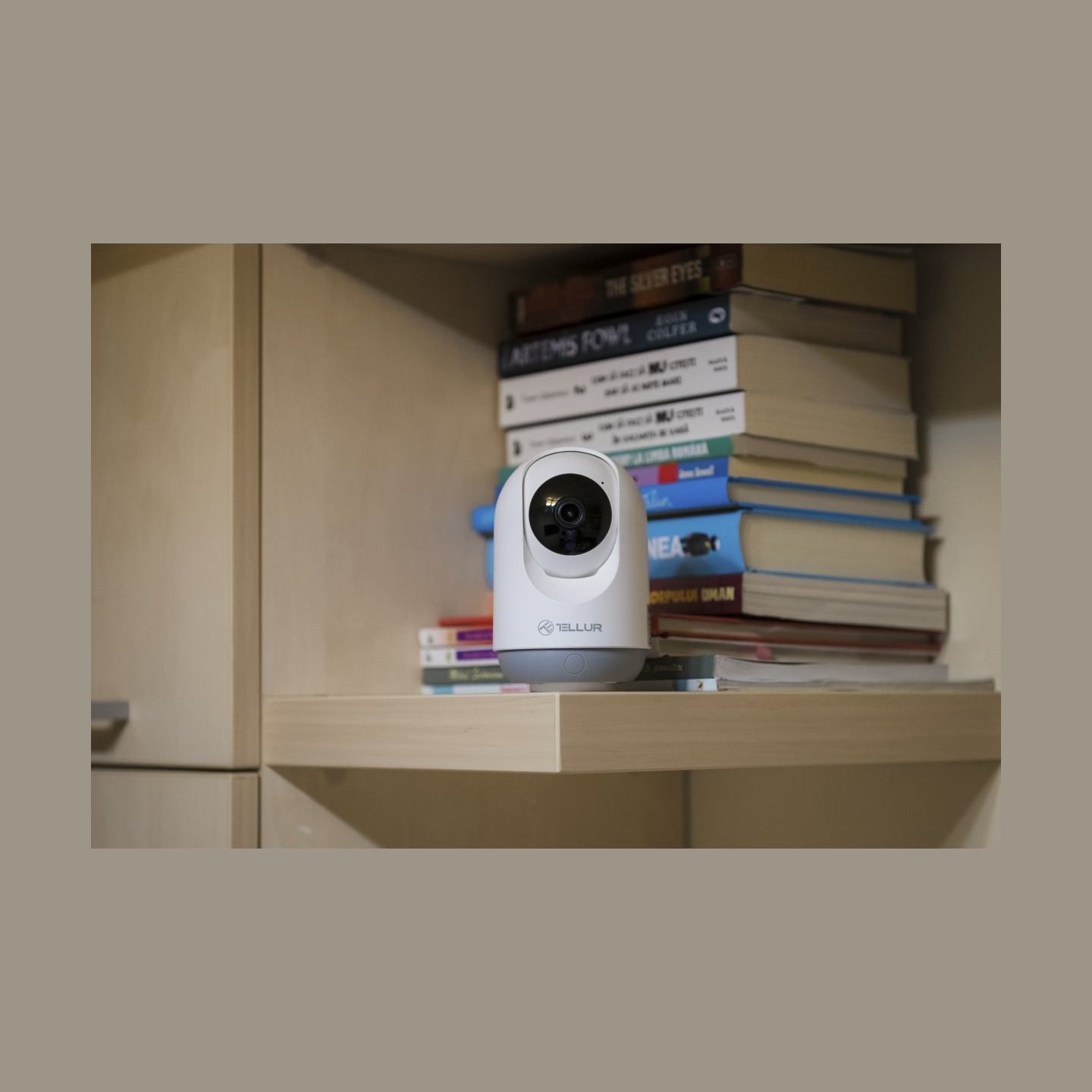Tellur Smart WiFi Indoor Camera 3MP, UltraHD, Autotracking, PTZ white