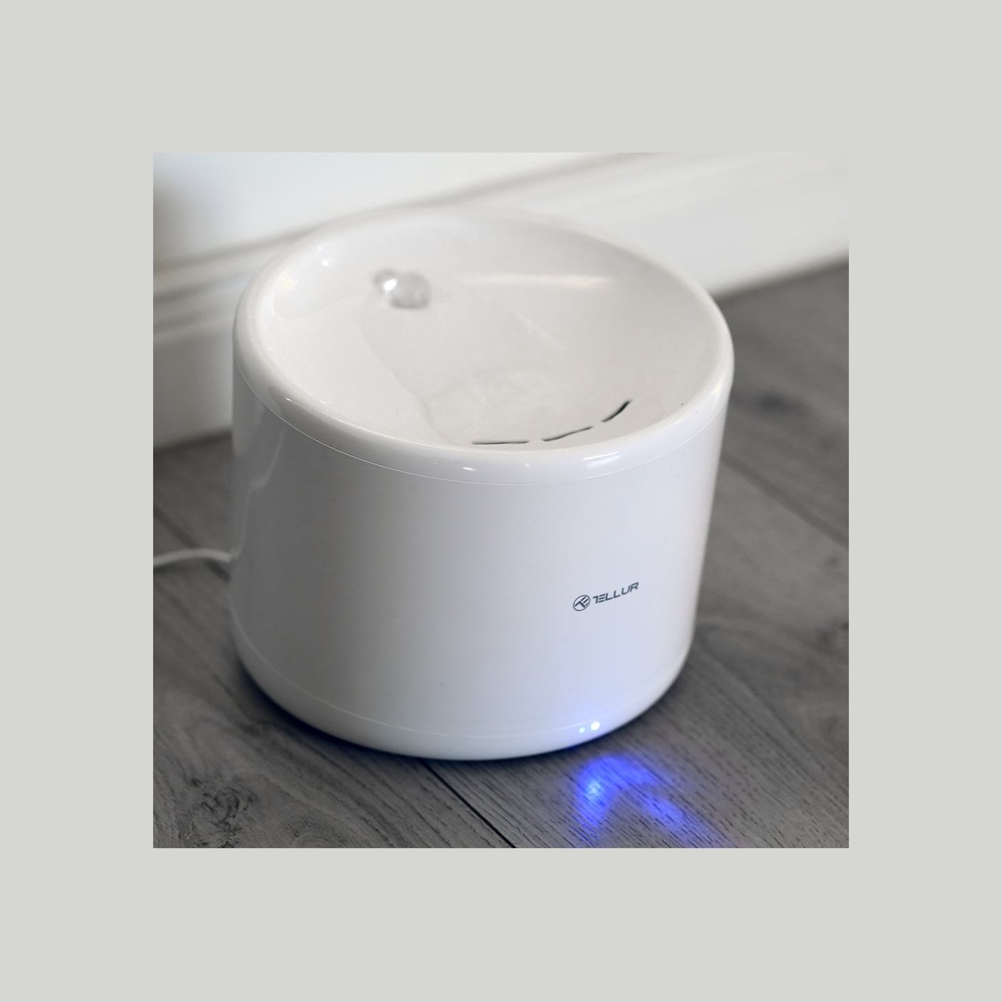 Tellur Smart WiFi Pet Water Dispenser, 2L white