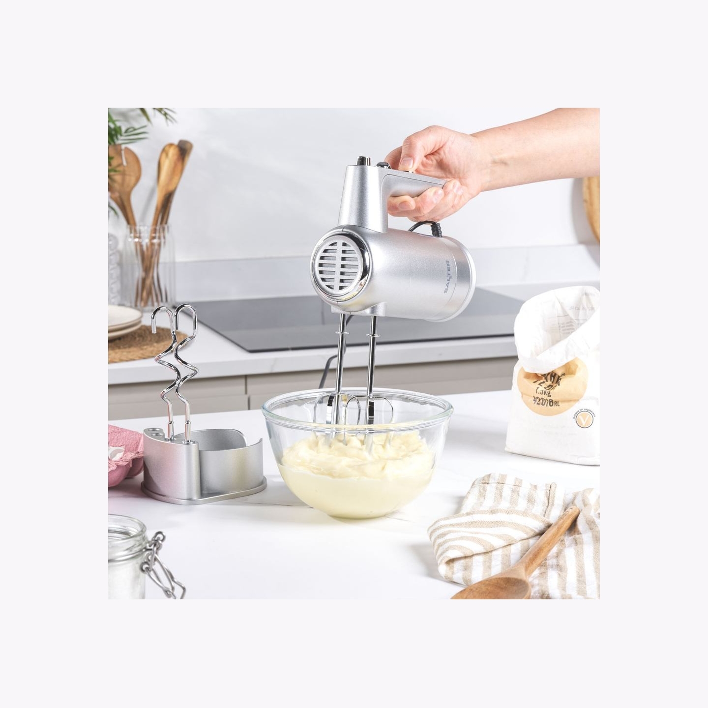 Salter EK5613BMMSVDE Aspen Easy-store Hand Mixer