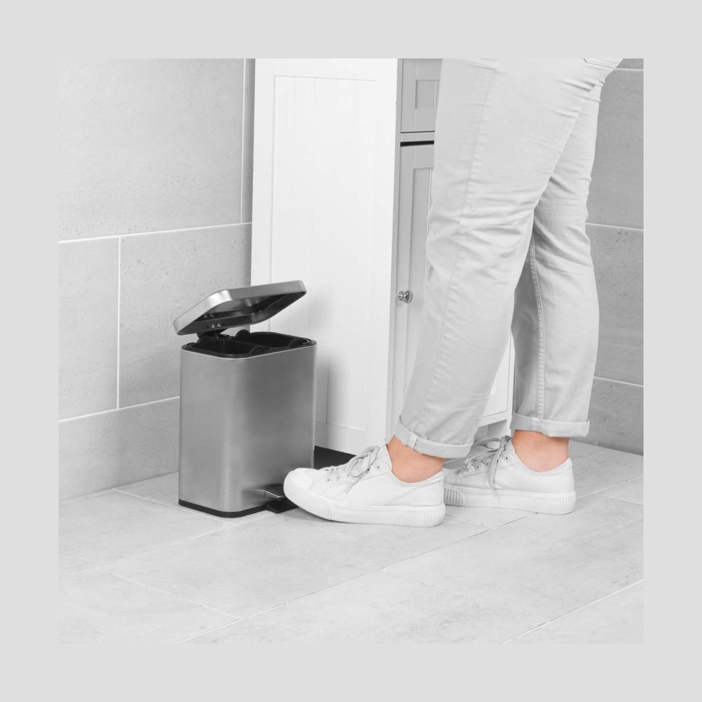 Beldray LA035235SSFEU7 5-Litre Dual Compartment Bin – Stainless Steel