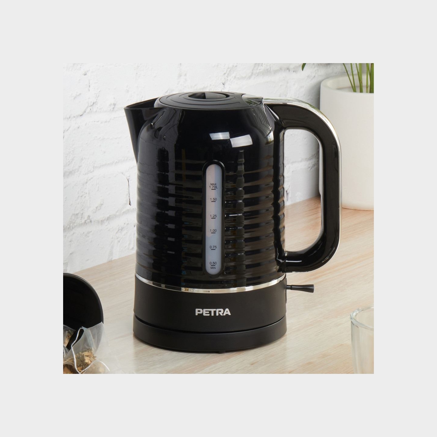Petra PT5572BLKVDE Oscuro 3KW kettle