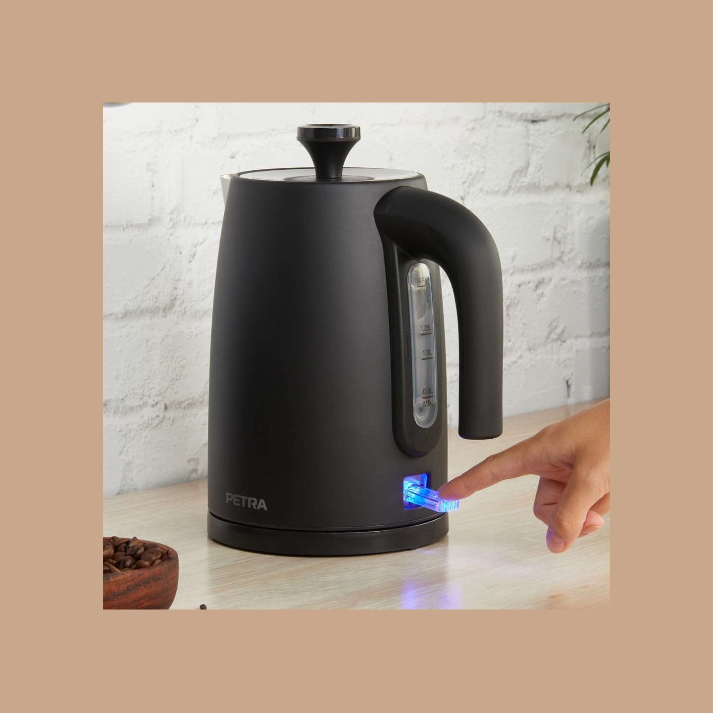 Petra PT5632MBLKVDE 3KW Kettle Matte Black