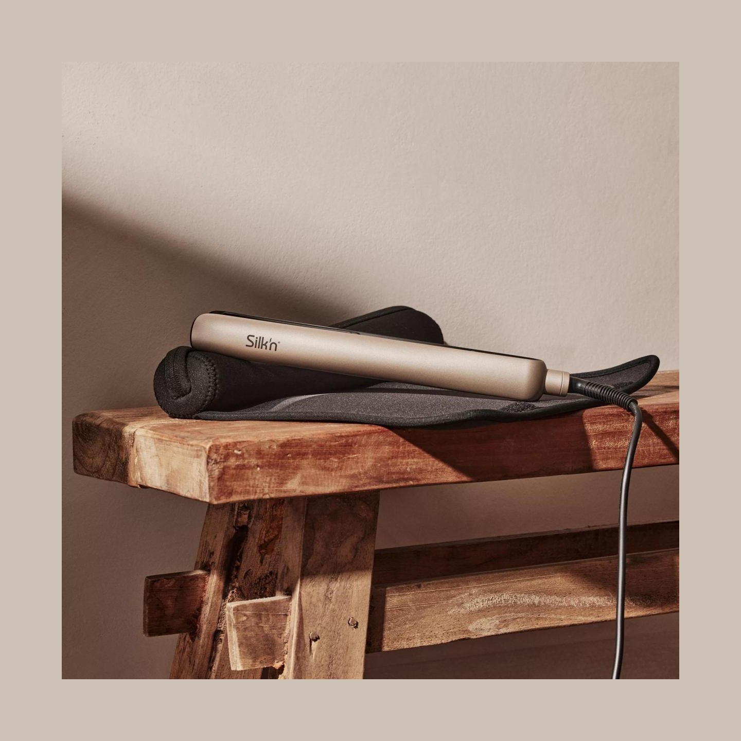 Silkn SilkyStraight Infrared Hair Straightener (SIS1PE1001)