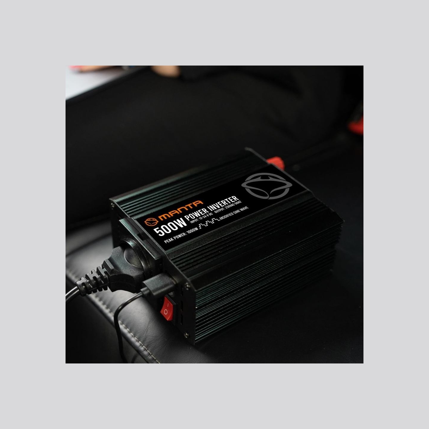 Manta MPI500M Power Inverter 500W/1000W DC to AC