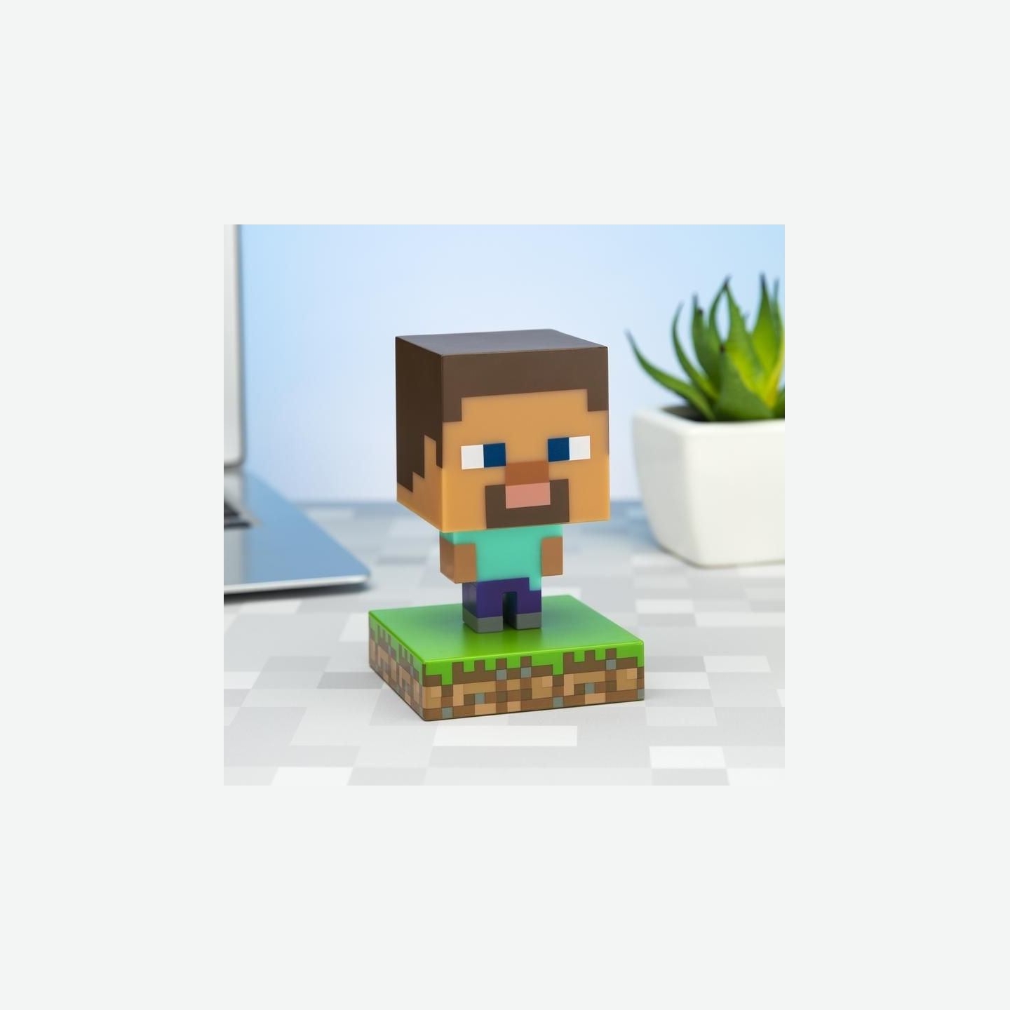 Paladone Minecraft Steve Icon Light