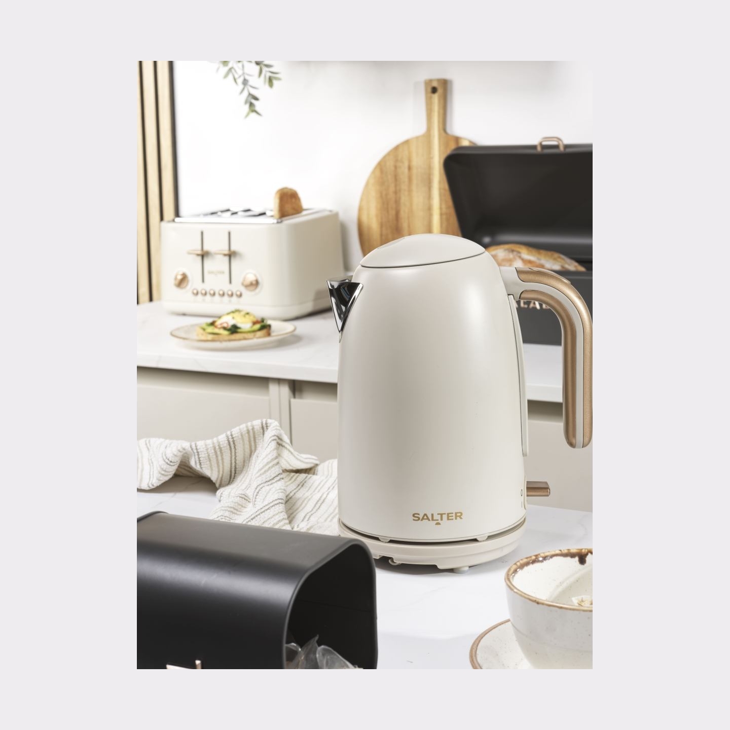 Salter EK6085OBVDE Pebble Rapid Boil Kettle