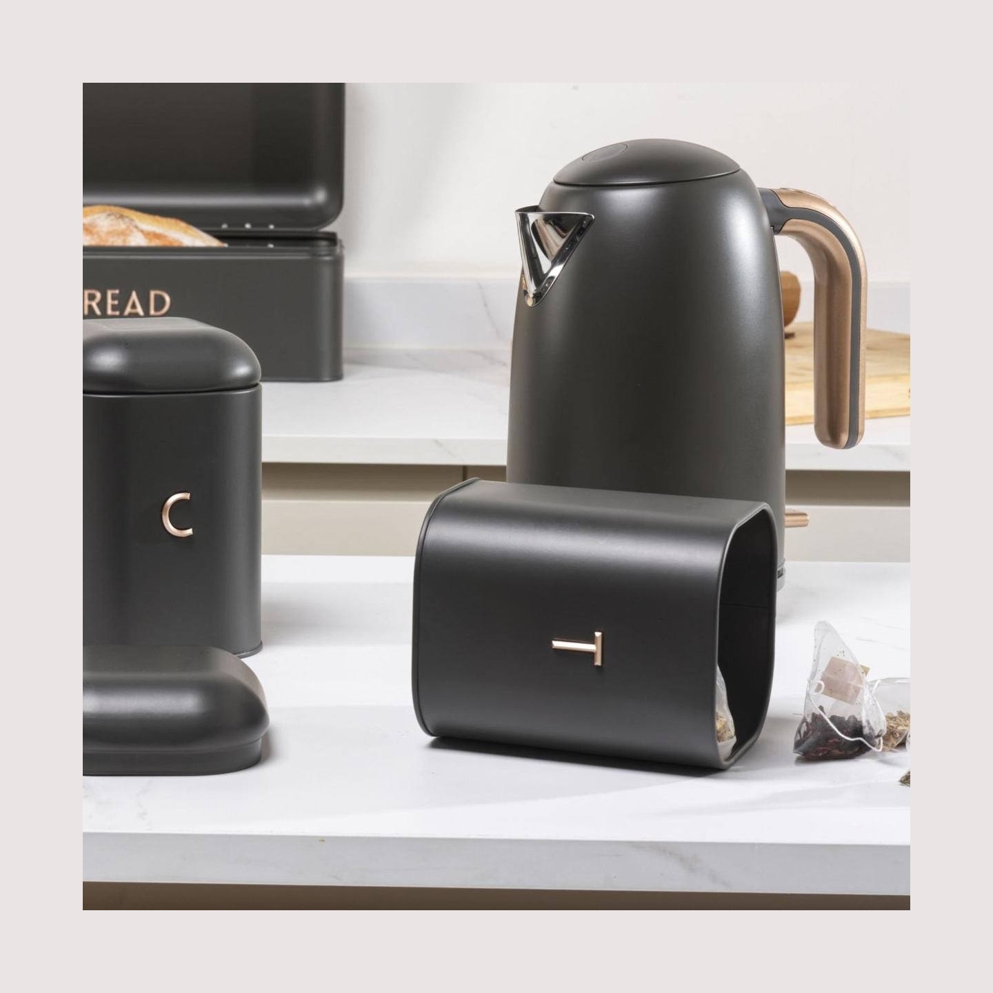 Salter EK6085CBVDE Pebble Rapid Boil Kettle