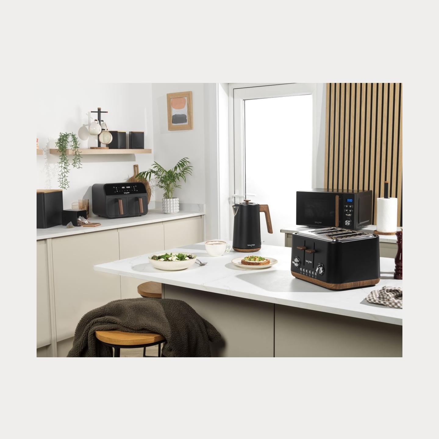 Salter EK5822BLKVDE Toronto Rapid Boil Kettle Black
