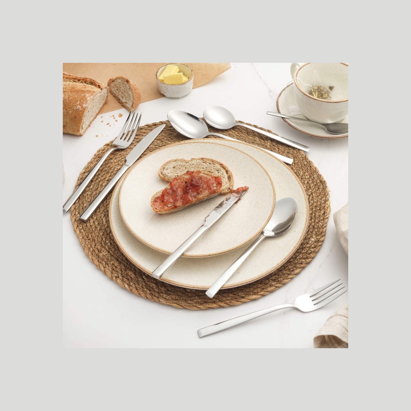 Salter BW124271EU7 44-Piece Winslow Cutlery Set