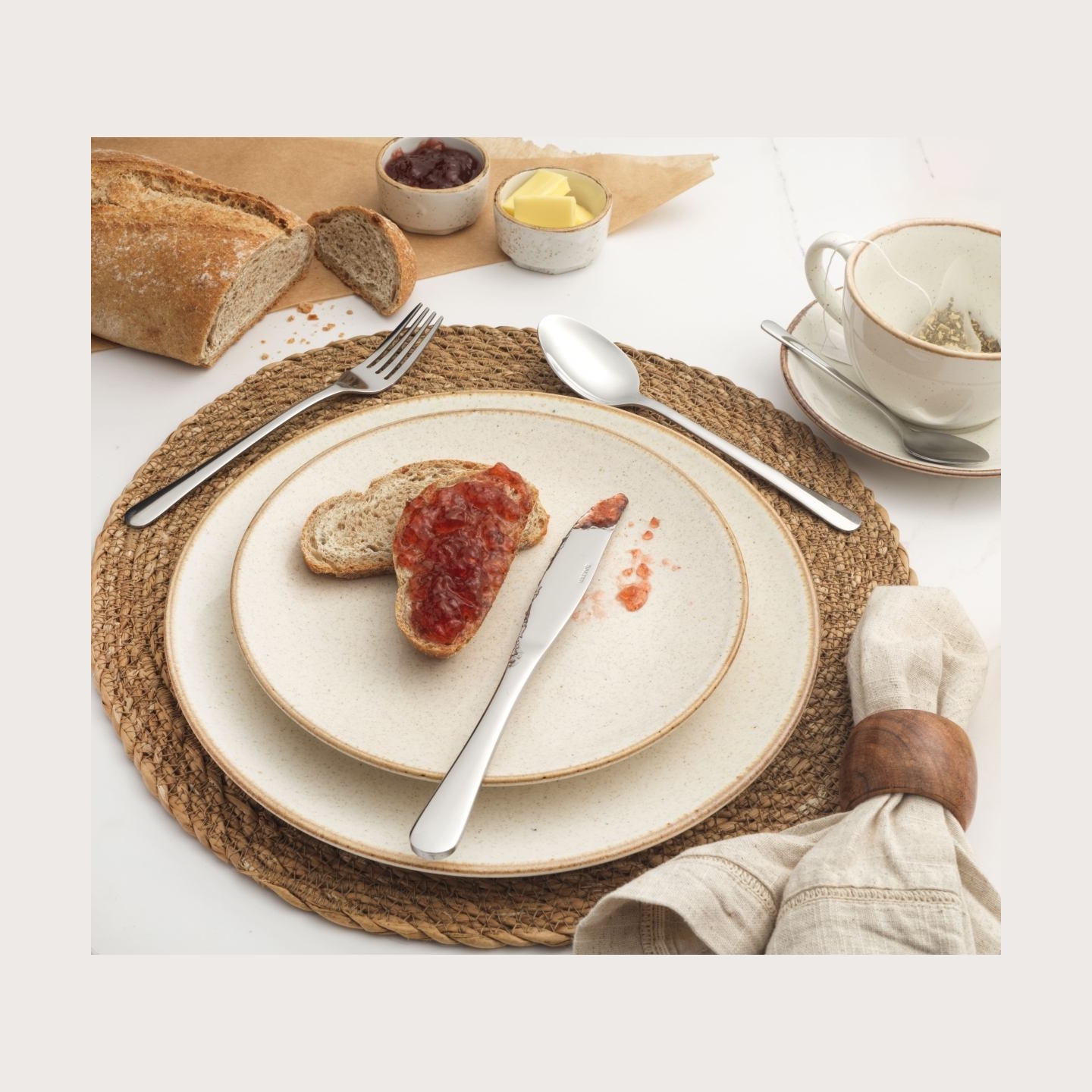 Salter BW065272EU7 Bakewell 16-Piece Cutlery Set