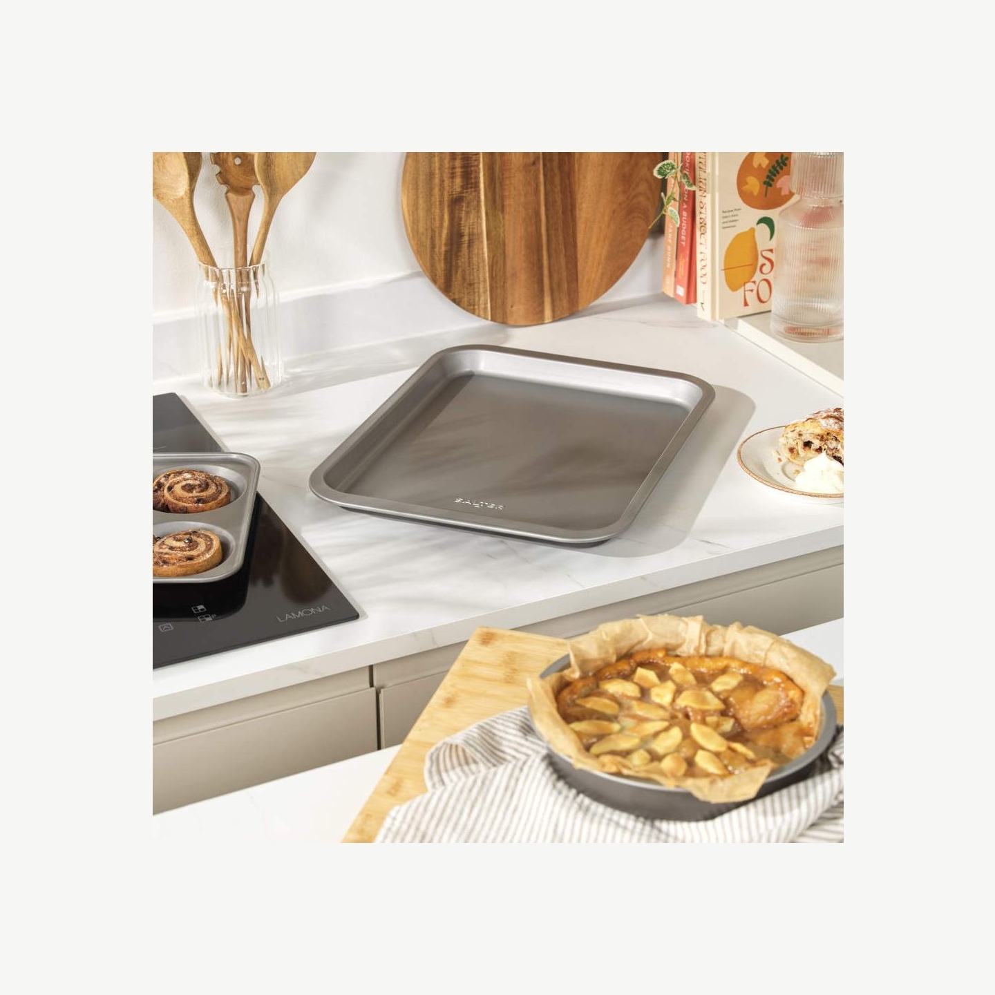 Salter BW13667 Essentials 41cm Baking Tray