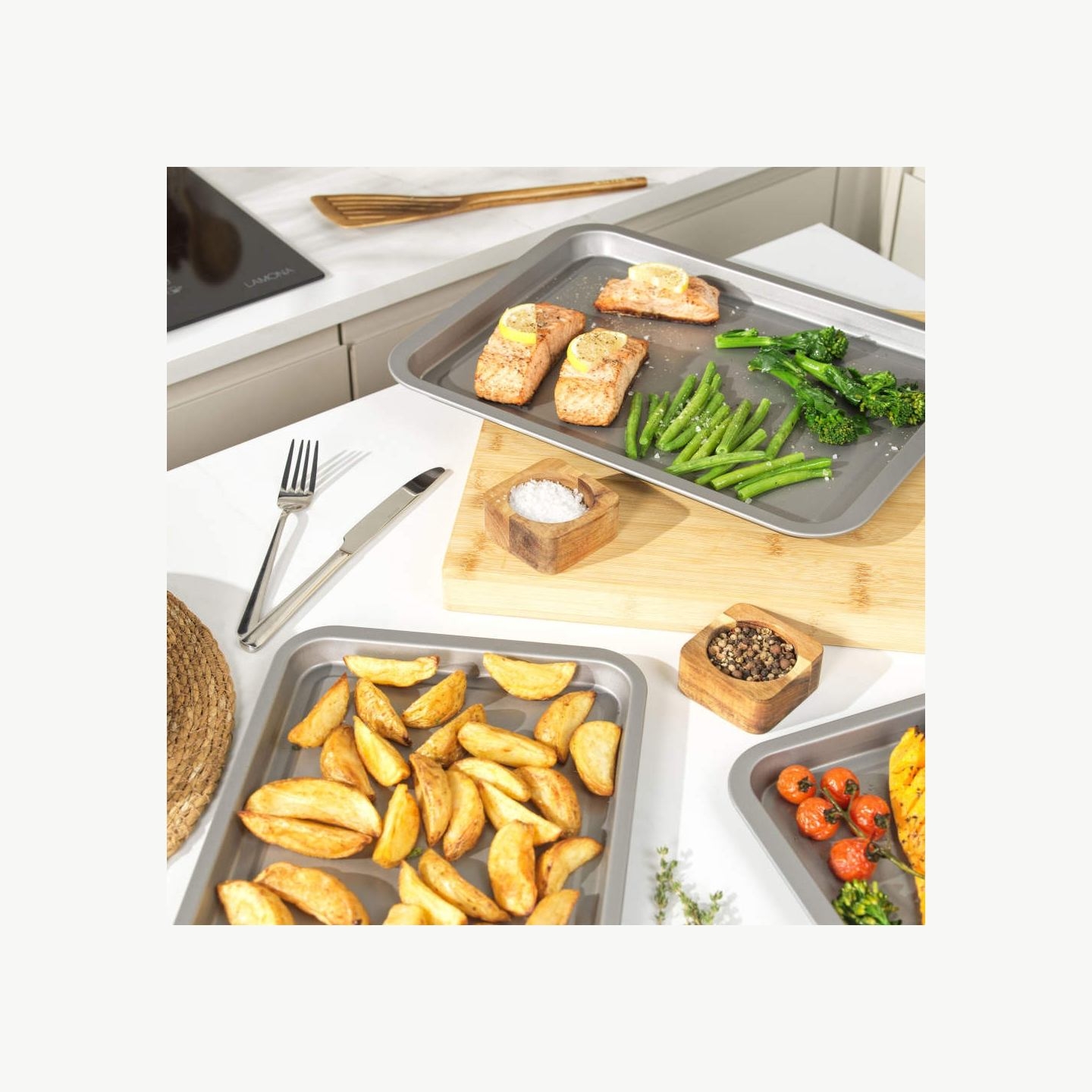 Salter BW13674 Essentials 3-Piece Baking Tray Set
