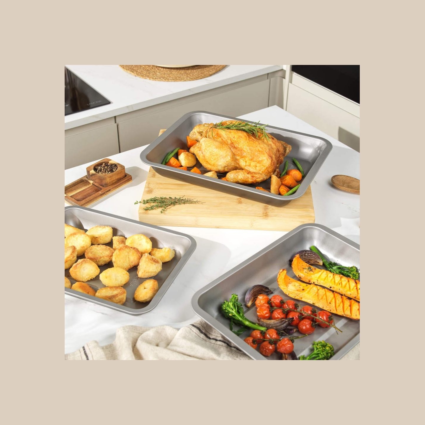 Salter BW13675 Essentials 3-Piece Roasting Tray Set