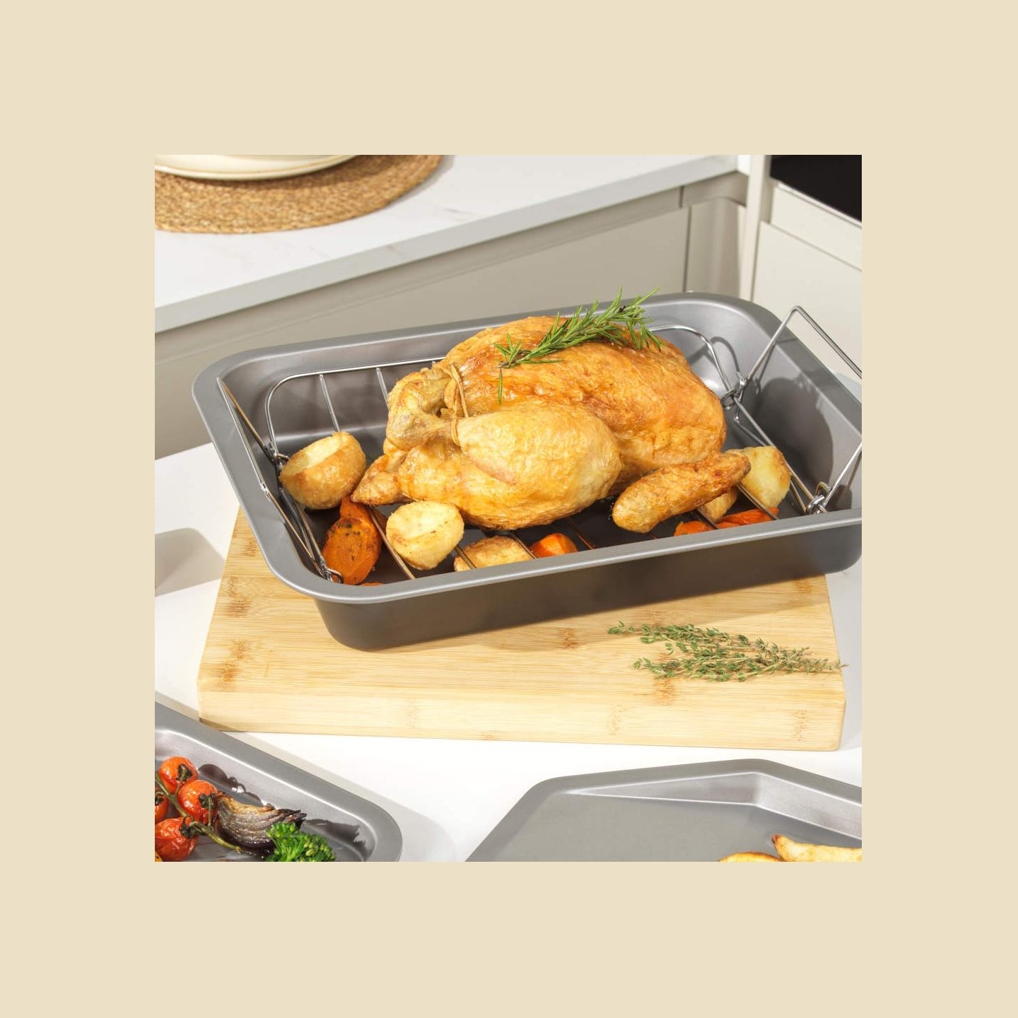 Salter BW13669 Essentials 41cm Roasting Tray