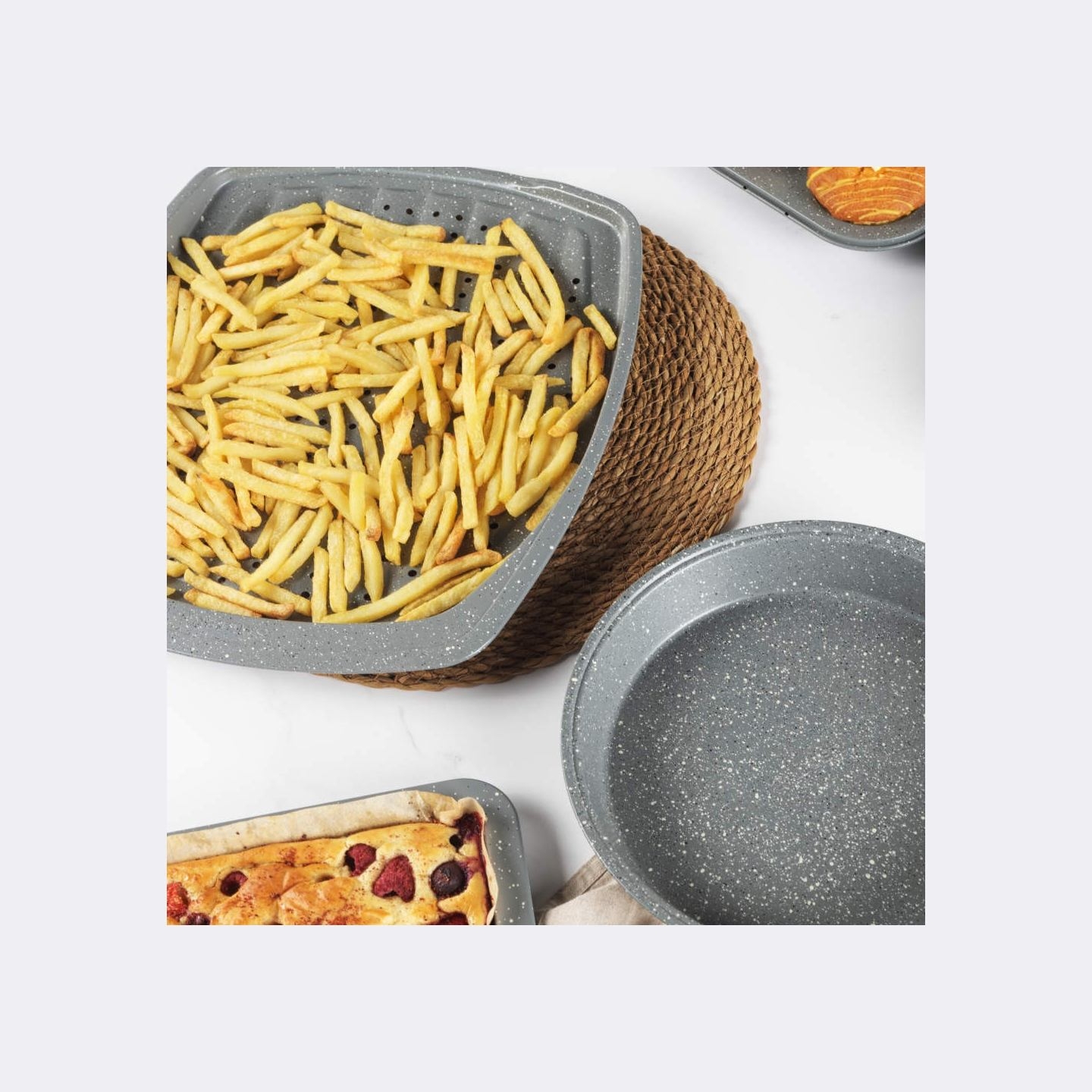Salter BW08473G1EU7 Marblestone 38cm Chip Tray