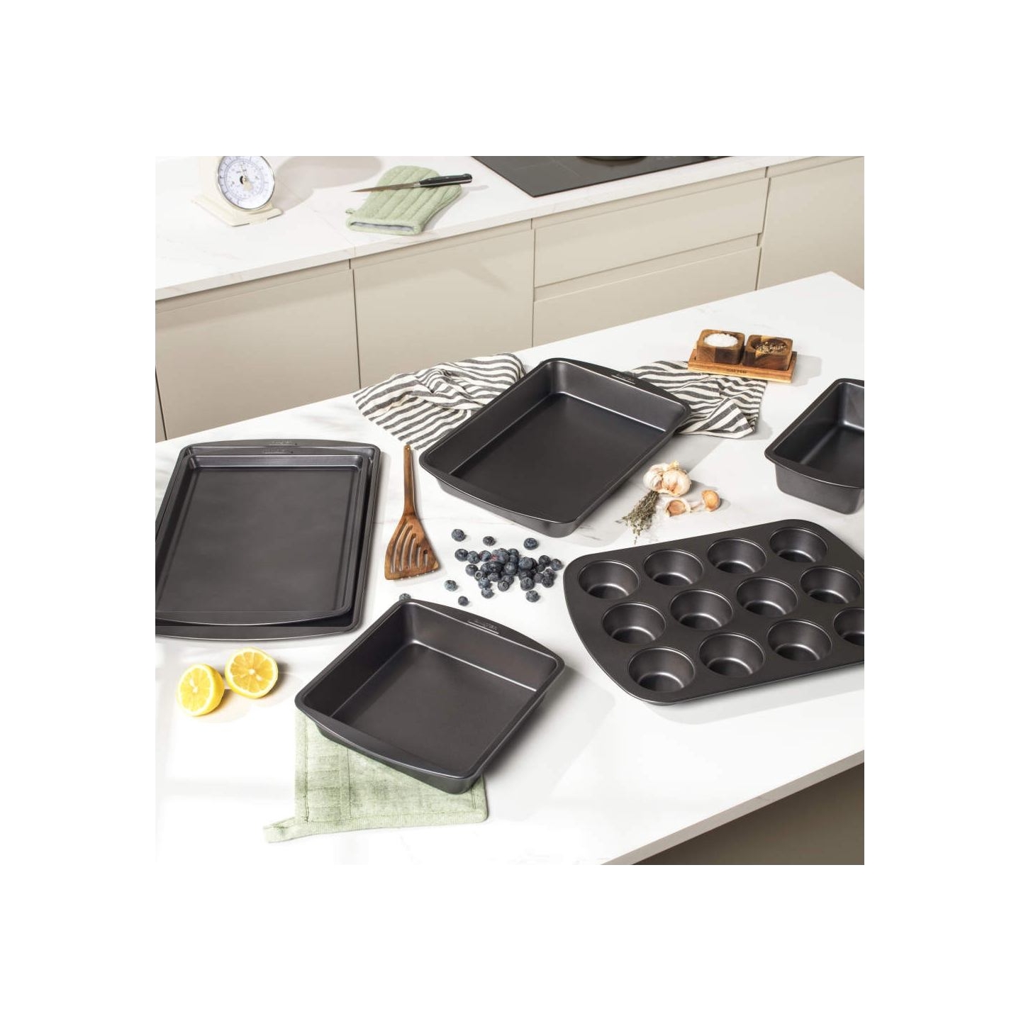 Salter BW14177  100% Recycled Carbon Steel Loaf Tin