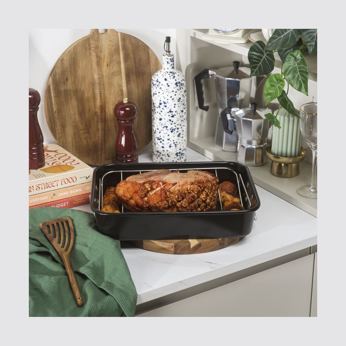 Salter BW14767  Expert 34 cm Roaster With Rack
