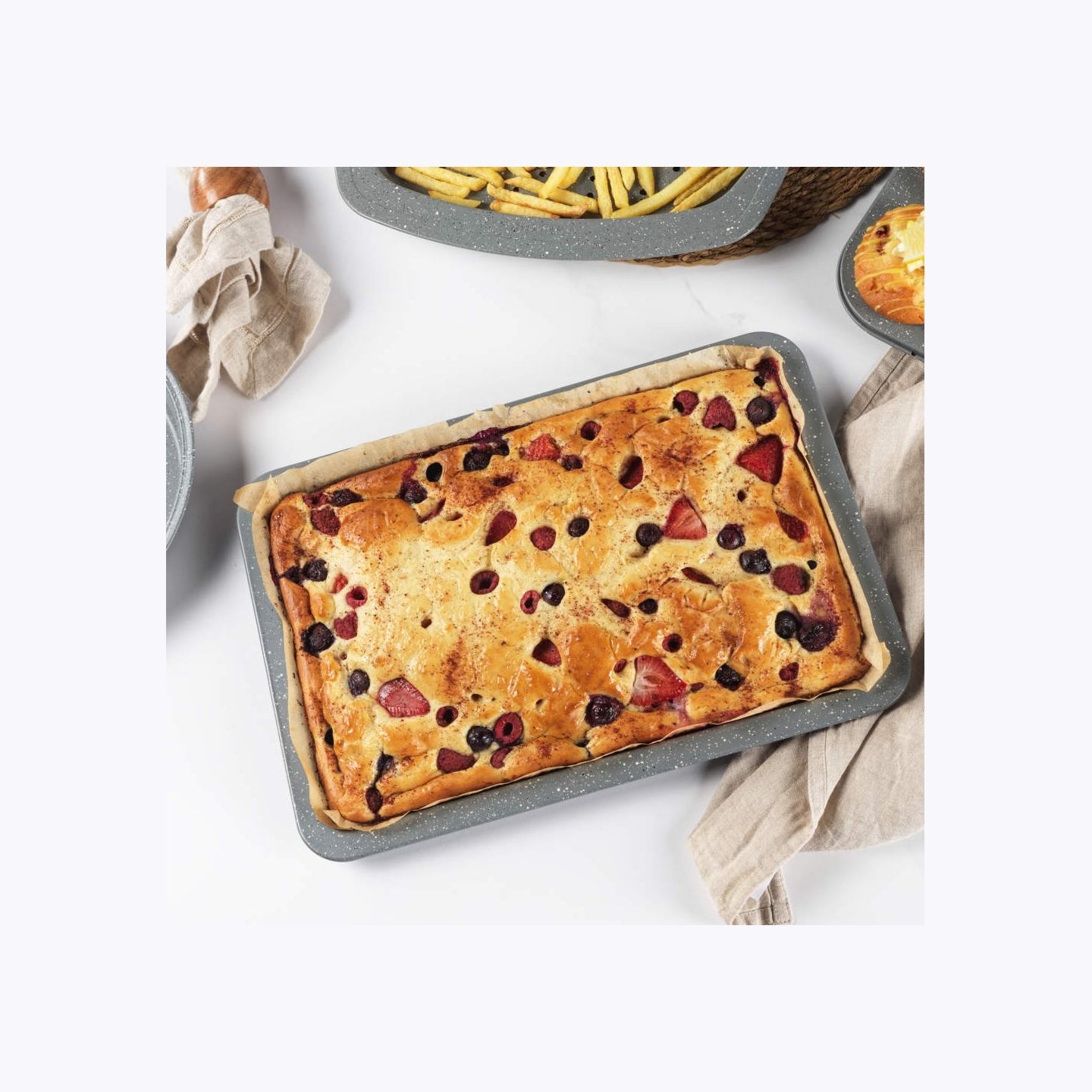 Salter BW02775GEU7 Marblestone 37cm Baking Tray