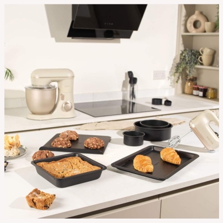 Salter BW125511EU7 Bakes 3-Piece Cake Tin Set
