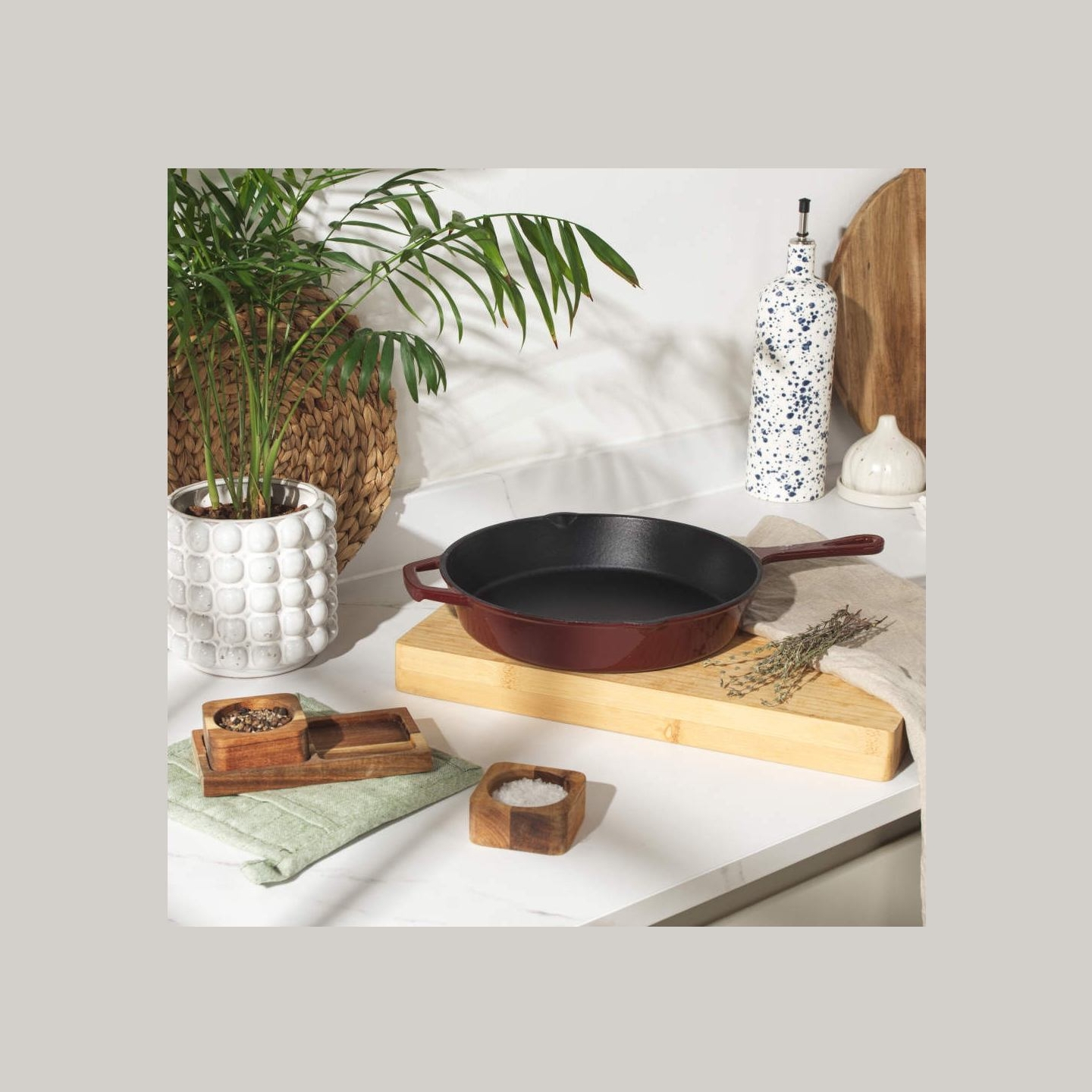 Salter BW13773R Cast Iron 26cm Fry Pan, Red