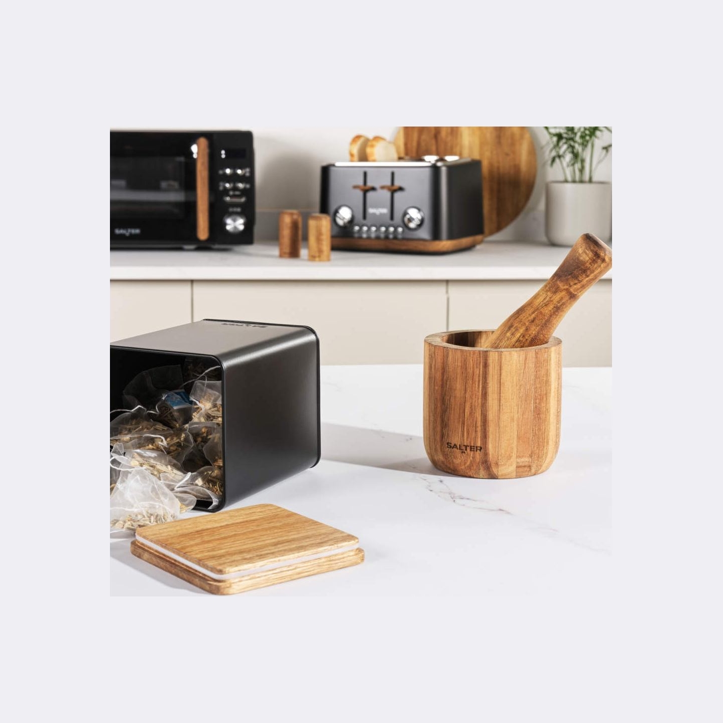 Salter BW12898EU7 Toronto 3-Piece Canister Set Black
