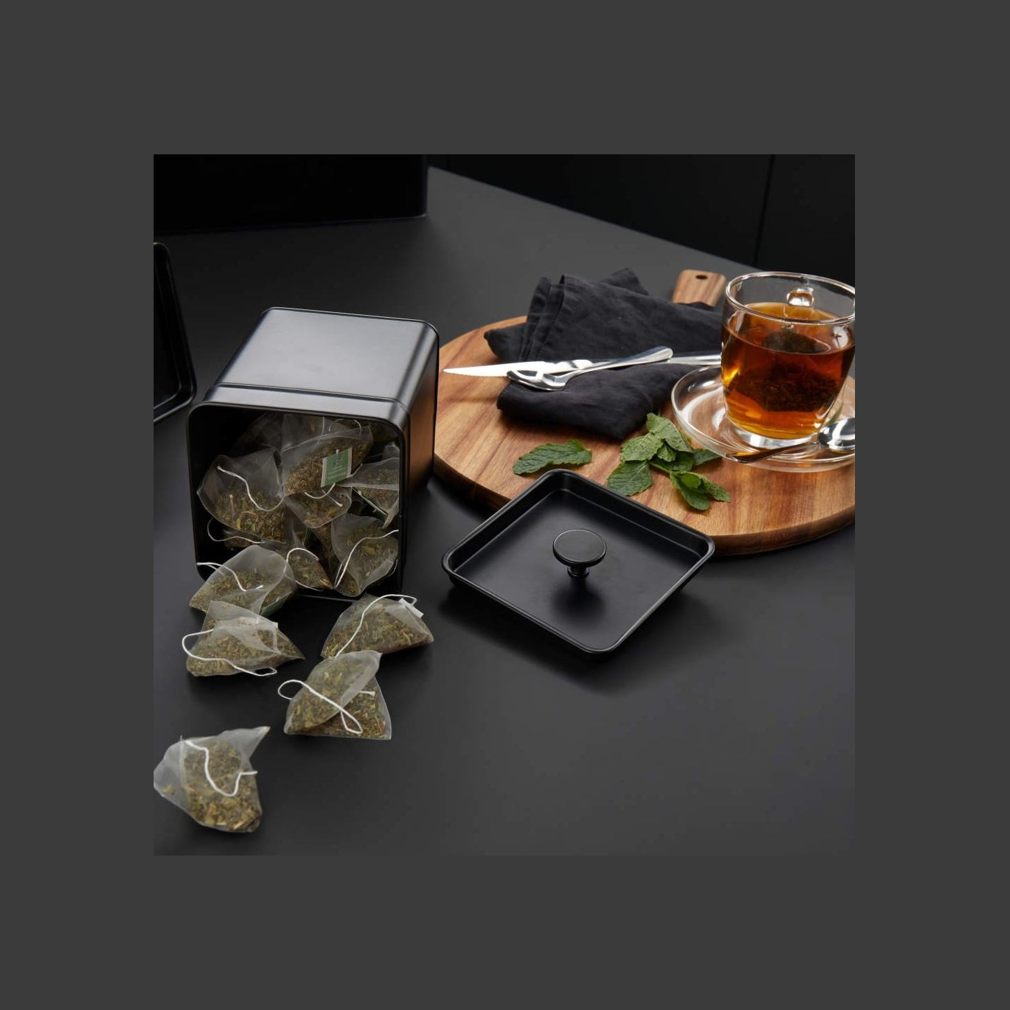 Salter BW124571EU7 Kuro 3-Piece Canister Set