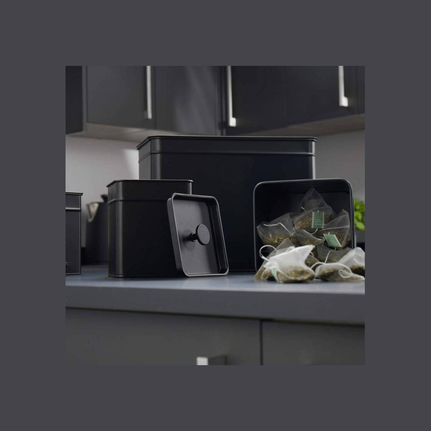 Salter BW124571EU7 Kuro 3-Piece Canister Set