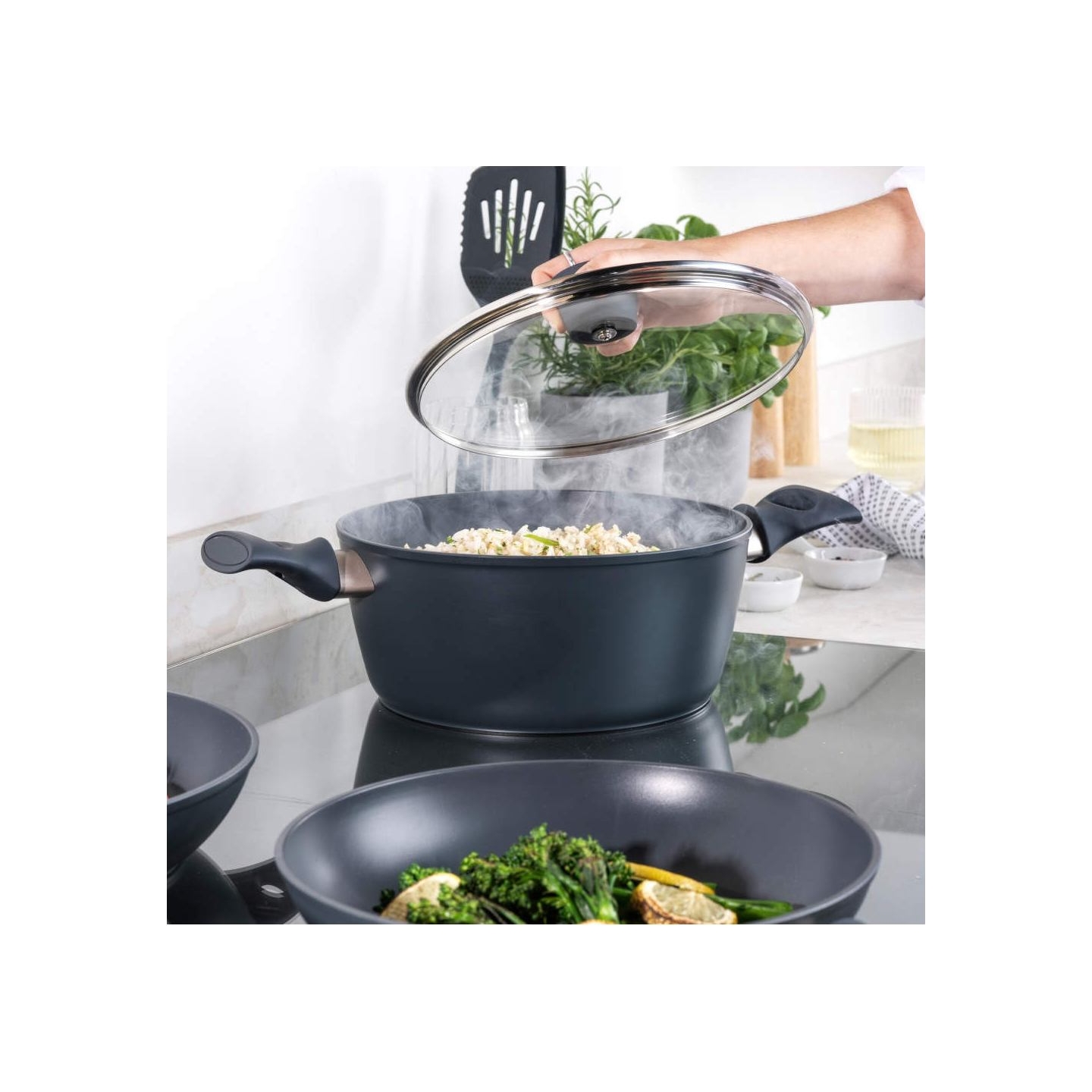 Salter BW12270EU7 Marino 24cm Stockpot