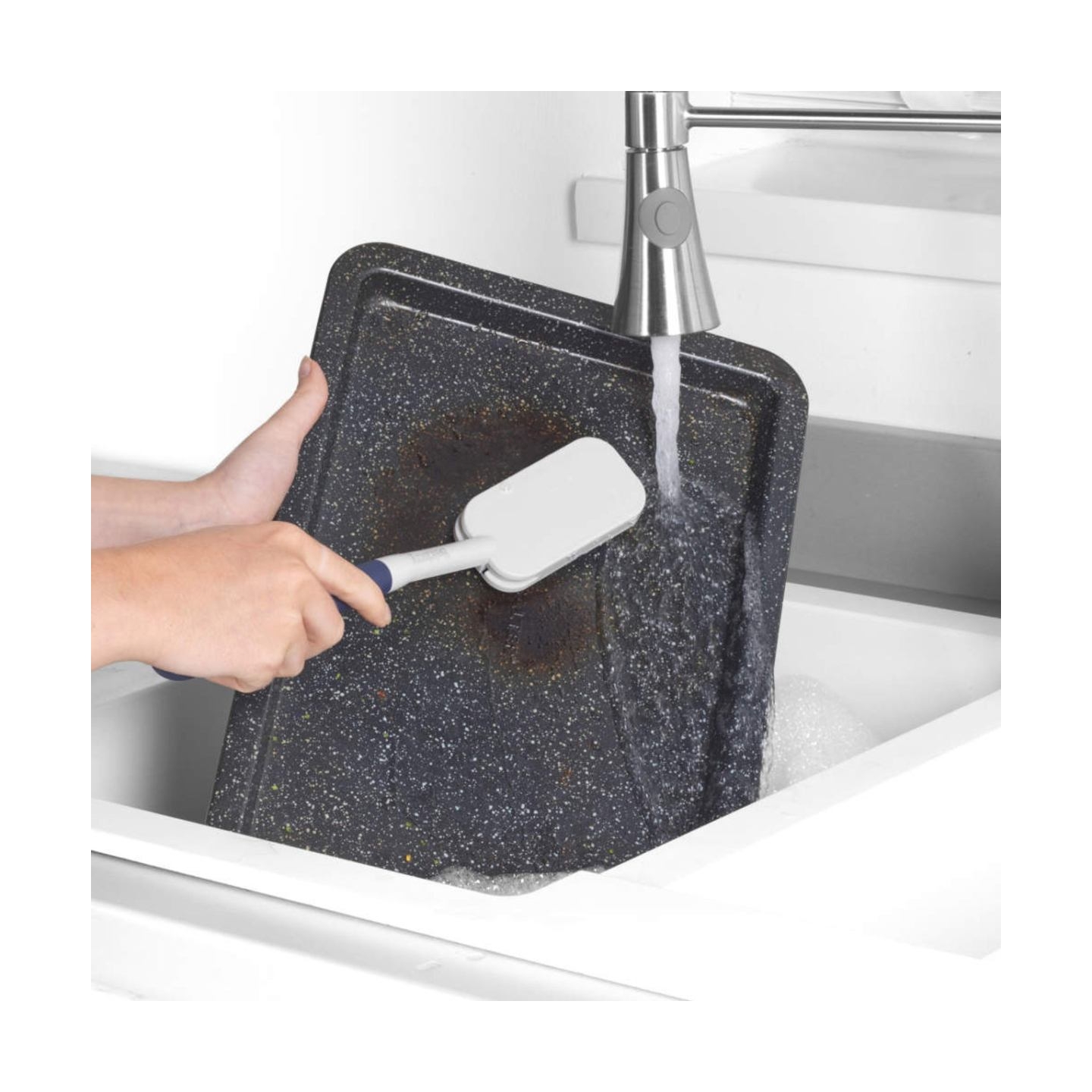 Beldray LA032814FEU7 Deep Clean Rubber Dish Brush