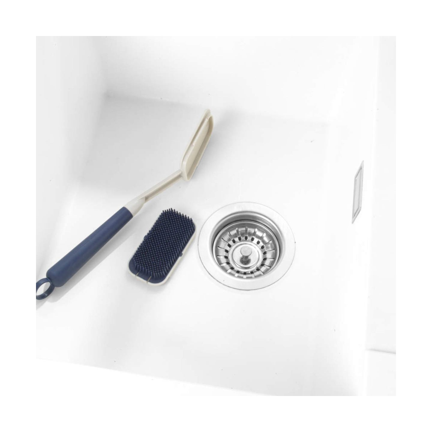 Beldray LA032814FEU7 Deep Clean Rubber Dish Brush