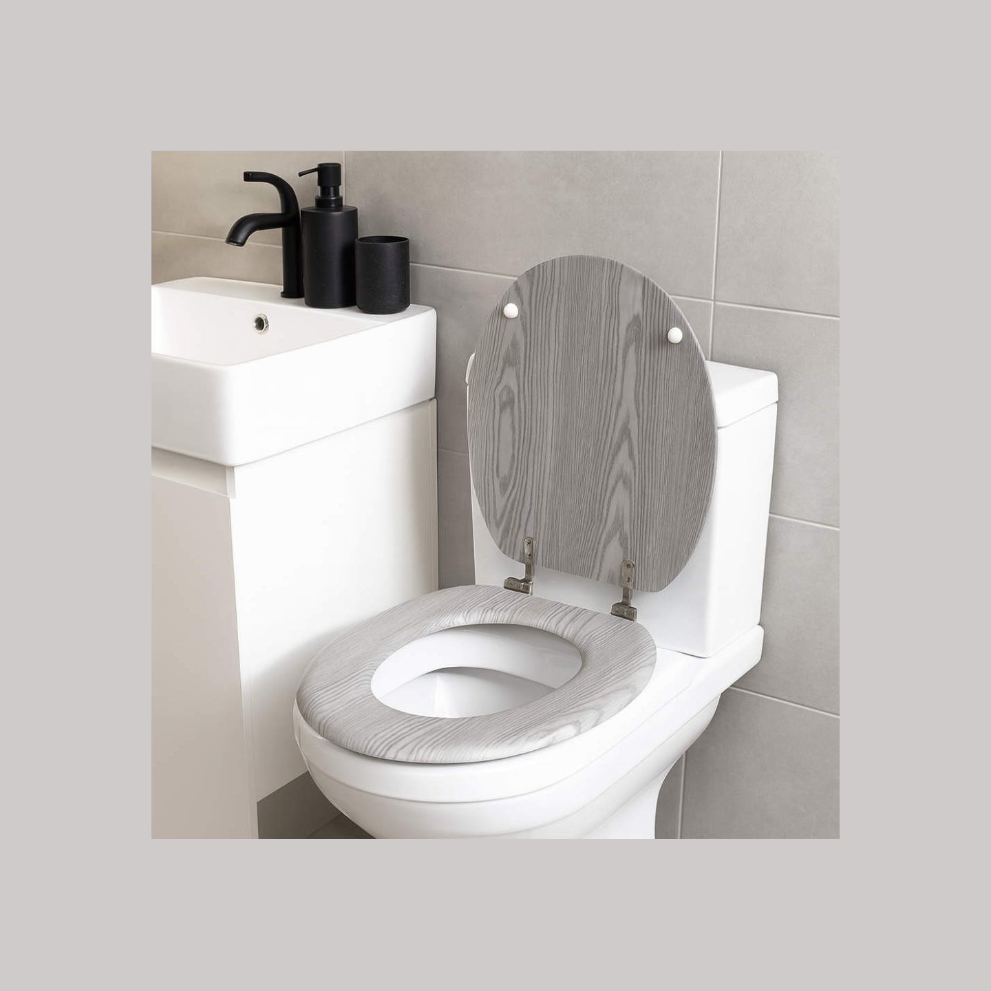 Beldray LA00000074GRYPEU7 Wooden Toilet Seat