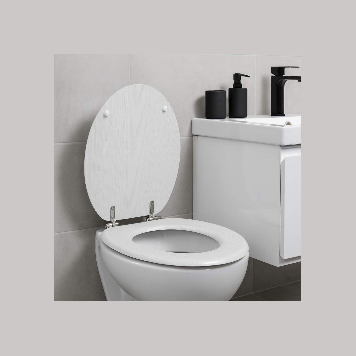 Beldray LA00000073WHTEU7 Wooden Toilet Seat