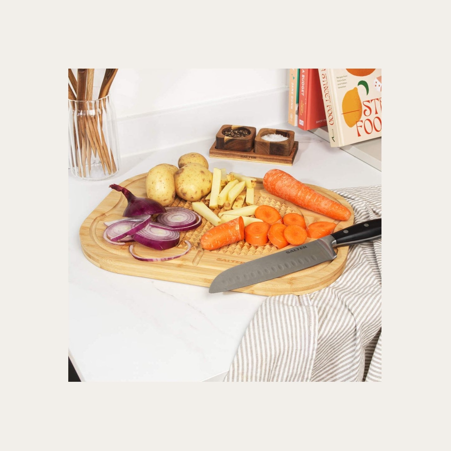 Salter BW072712EU7 Bamboo Carving Board