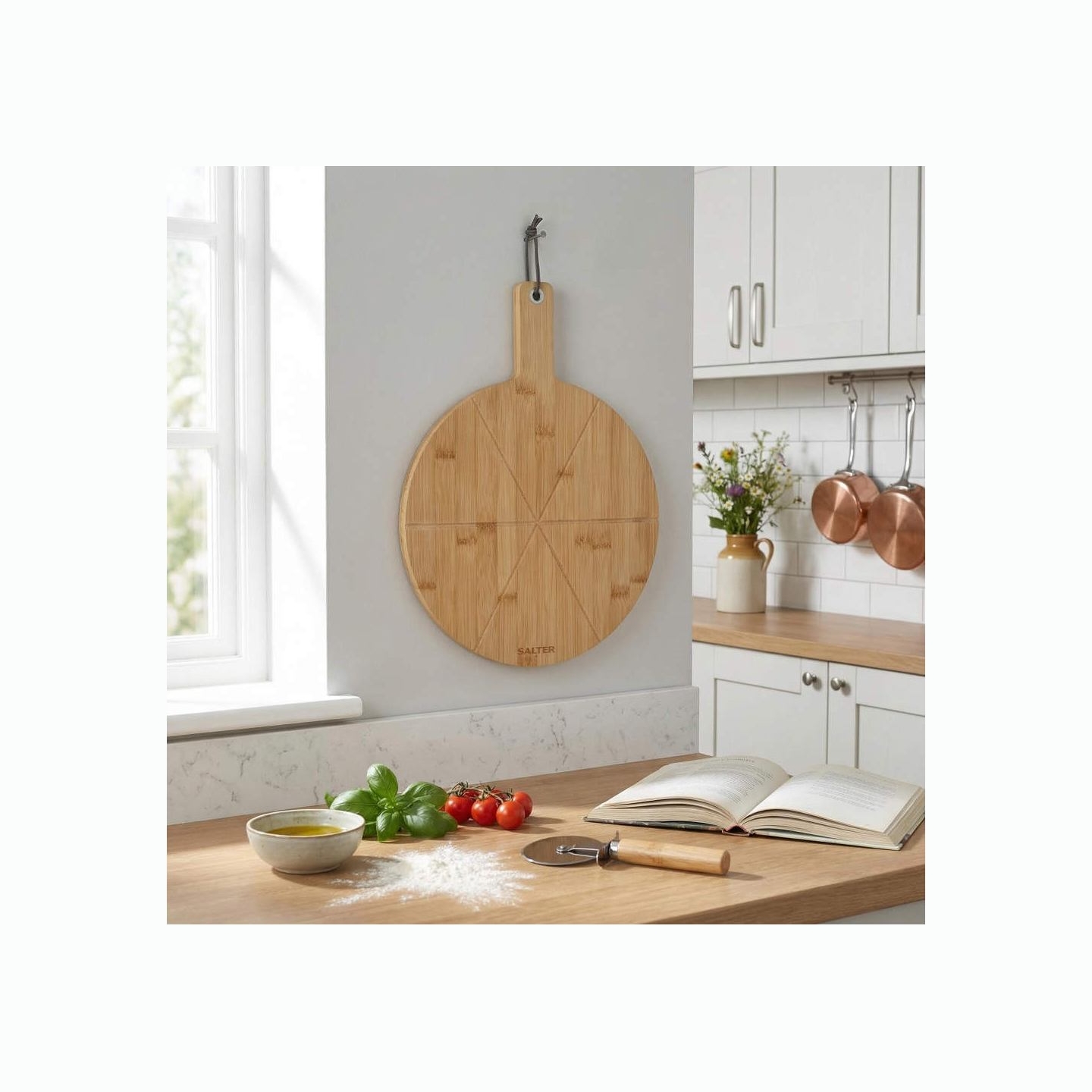 Salter BW14821 Toronto 12" Pizza Board & Cutter Set