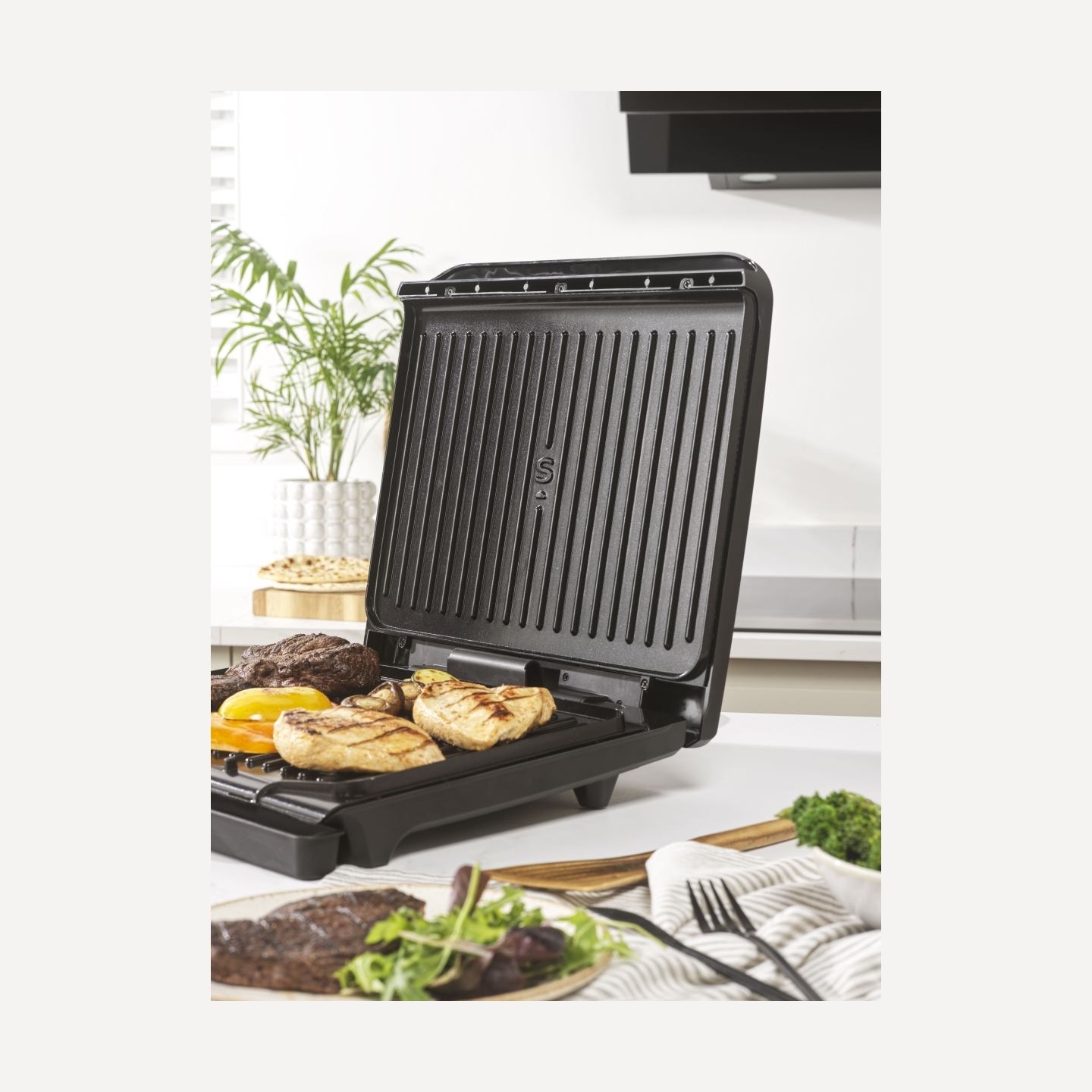 Salter EK6237VDE ActiGrill Family