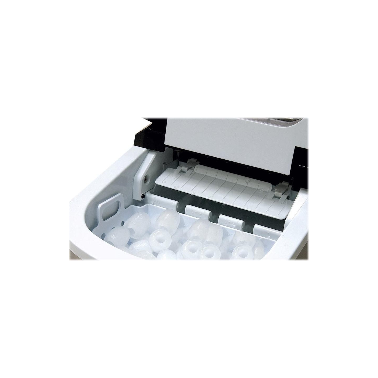 Caso | Ice cube maker | IceMaster Pro | Power 140 W | Capacity 2.2 L | Stainless steel