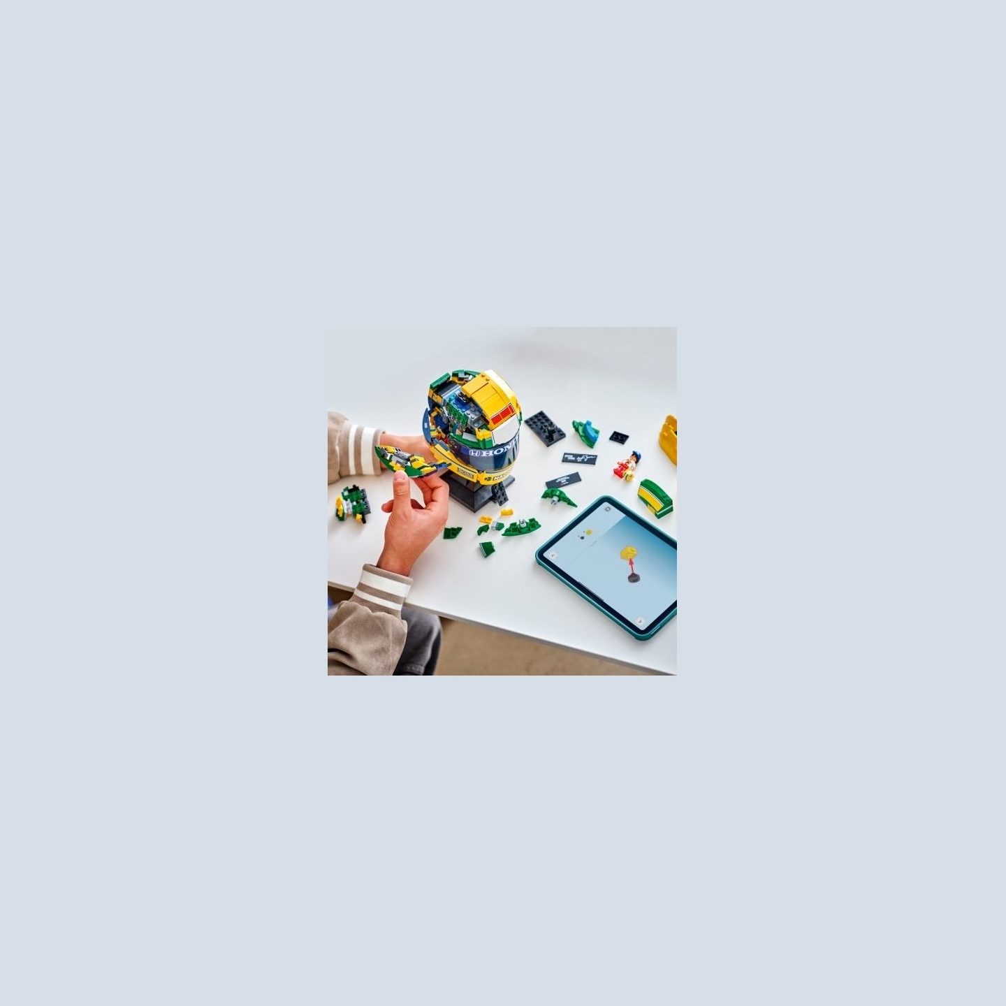 Lego Bricks Editions 43024 Ayrton Senna Helmet