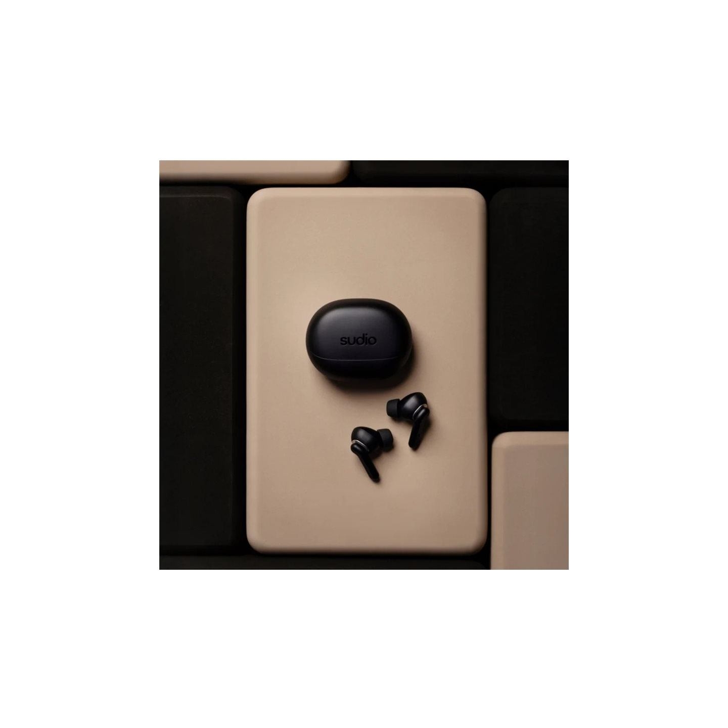Sudio Earbuds | E4 Pro | Bluetooth | In-ear | Microphone | Midnight Black | Noise canceling | Noise reduction | Wireless