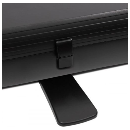 Maclean Portable projection screen 100' 16:10