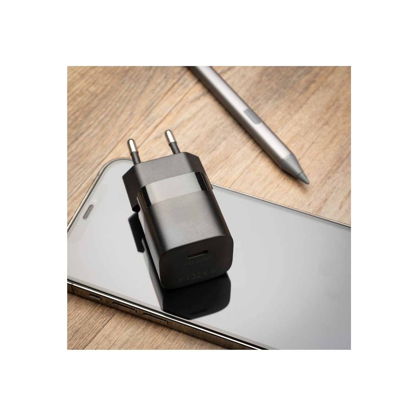 Fixed Mini wall charger with USB-C output and PD support, 30W | FIXC30M-C-BK