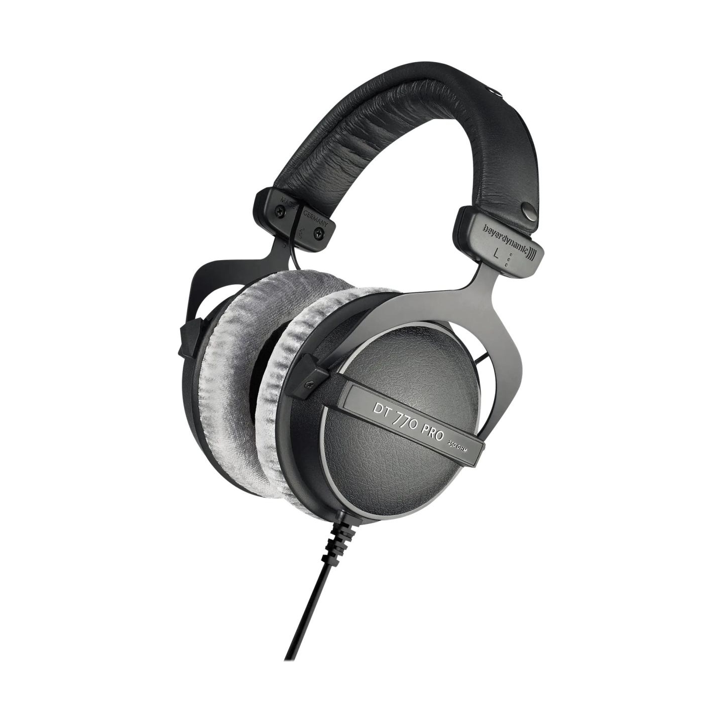 Beyerdynamic | Studio headphones | DT 770 PRO | Wired | On-Ear | Black