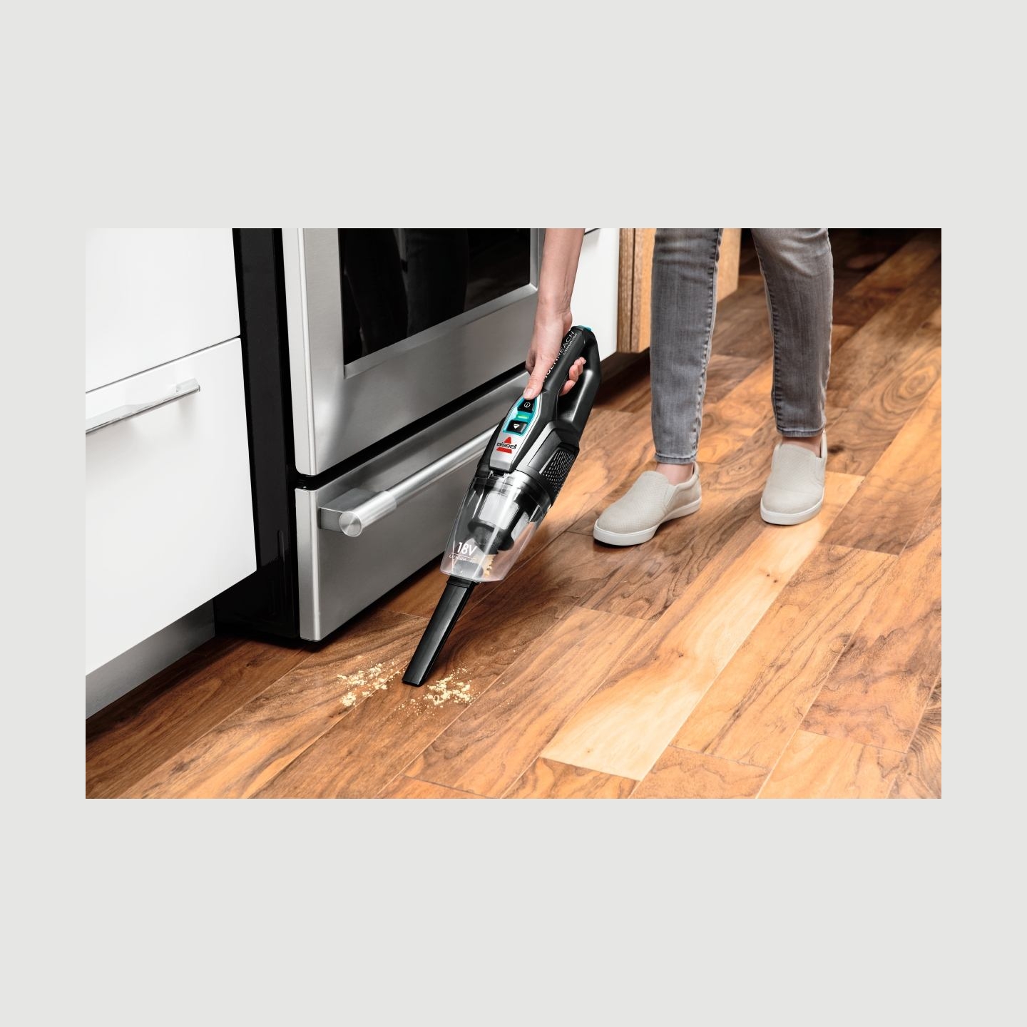 Bissell | Vacuum cleaner | MultiReach Essential | Cordless operating | Handstick and Handheld | - W | 18 V | Operating time (max