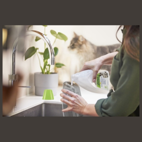 Bissell | PET Spot and Stain Portable Carpet Cleaning Solution | 1000 ml