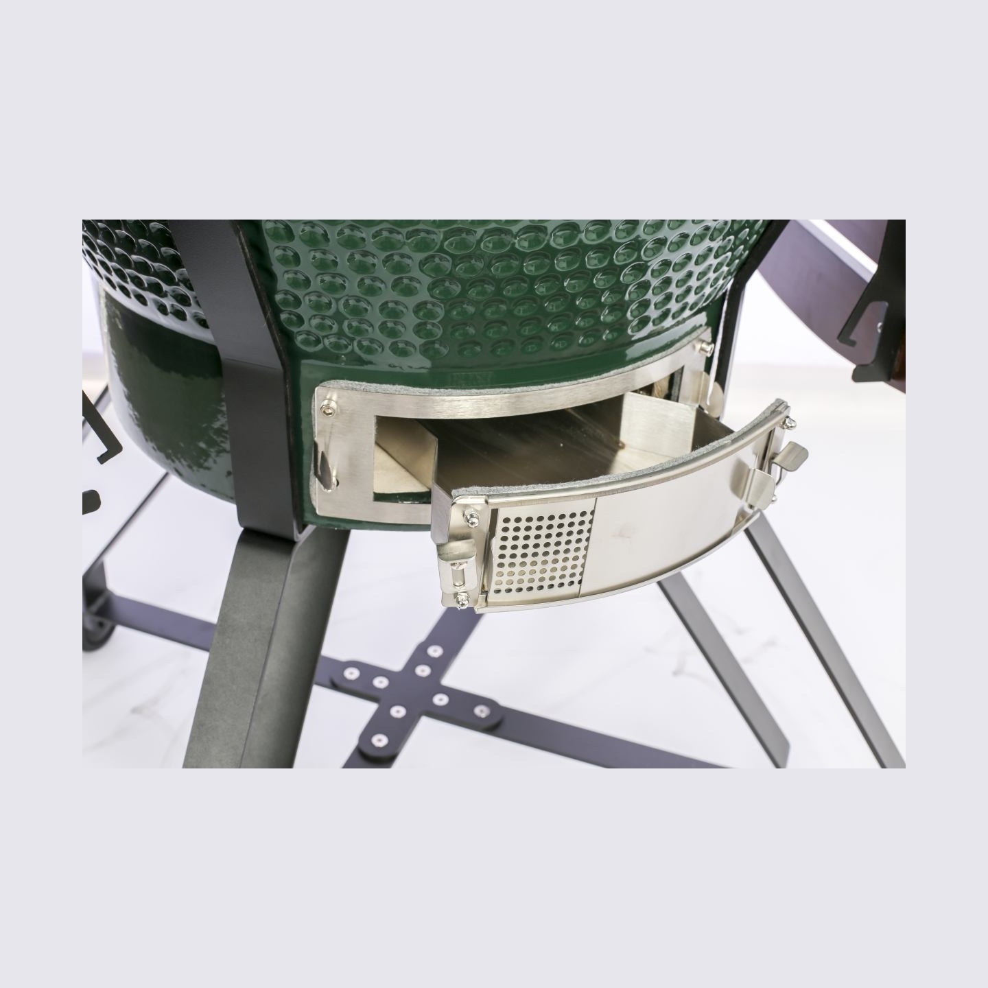 Tunabone | Kamado Pro 24" grill | Size L | Green