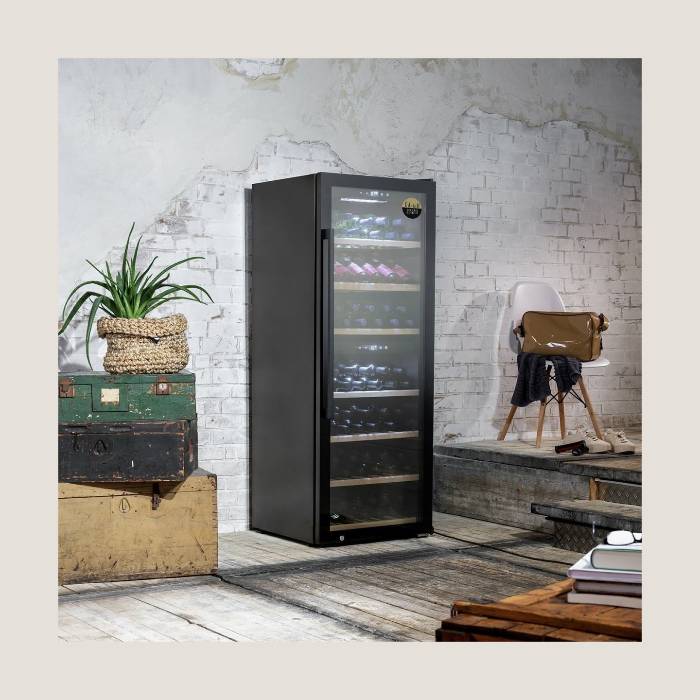 Caso | Smart Wine Cooler | WineExclusive 126 | Energy efficiency class G | Showcase | Free standing | Bottles capacity 126 bottl
