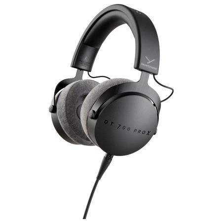 Beyerdynamic | Studio Headphones | DT 700 PRO X | Over-Ear | Black | Noise reduction