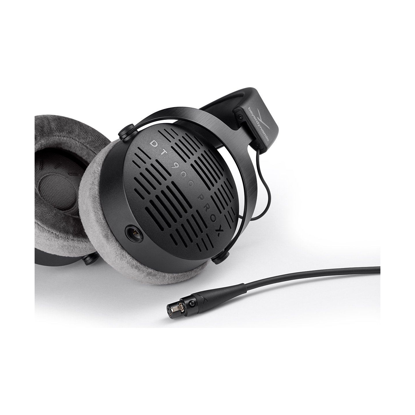 Beyerdynamic | Studio Headphones | DT 900 PRO X | Over-Ear | Black | Noise reduction