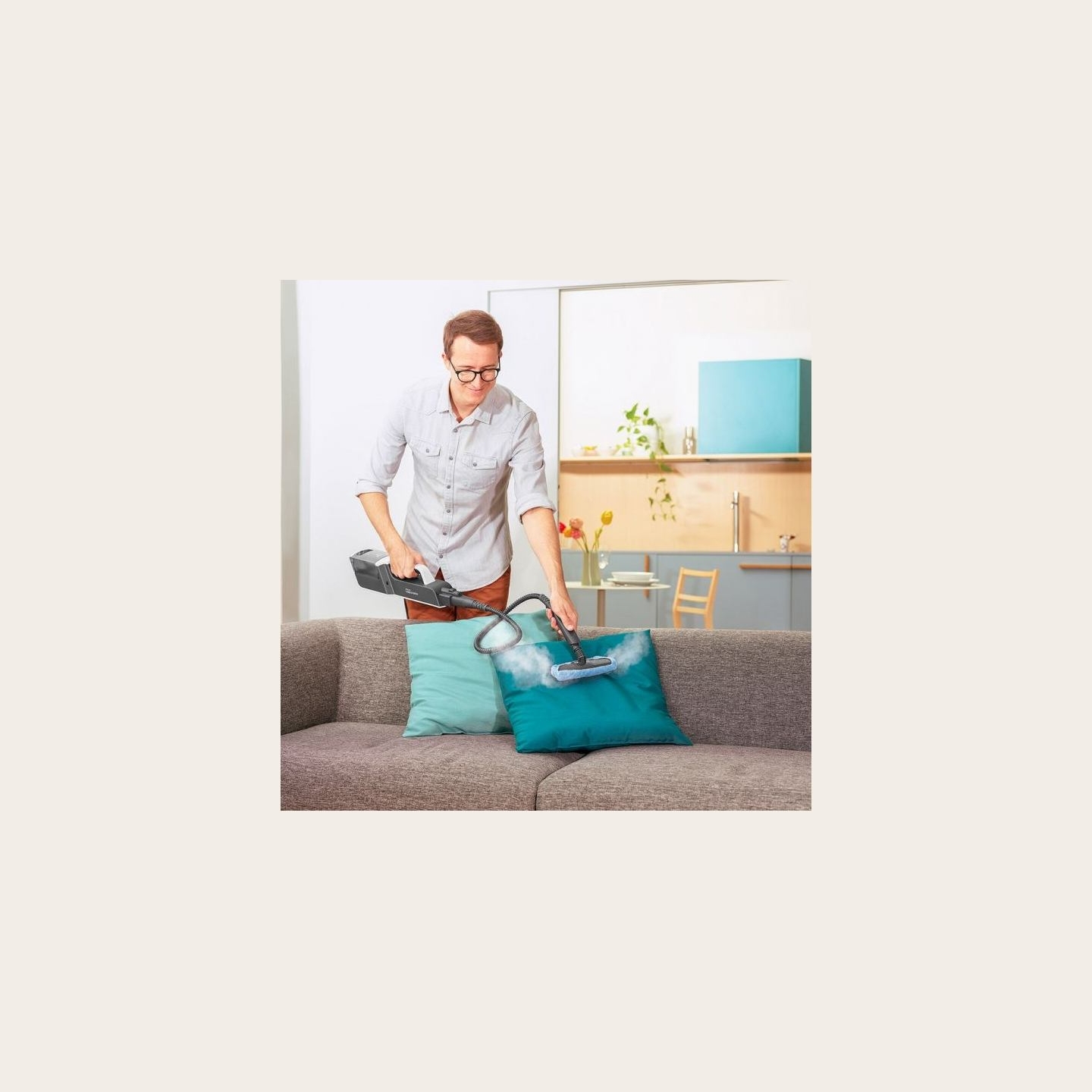 Polti | Steam mop with integrated portable cleaner | PTEU0304 Vaporetto SV610 Style 2-in-1 | Power 1500 W | Steam pressure Not A